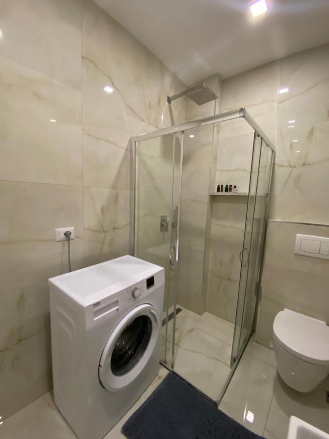 Edina By Hp Hotel Саранде Екстериор снимка
