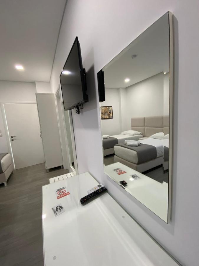 Edina By Hp Hotel Саранде Екстериор снимка
