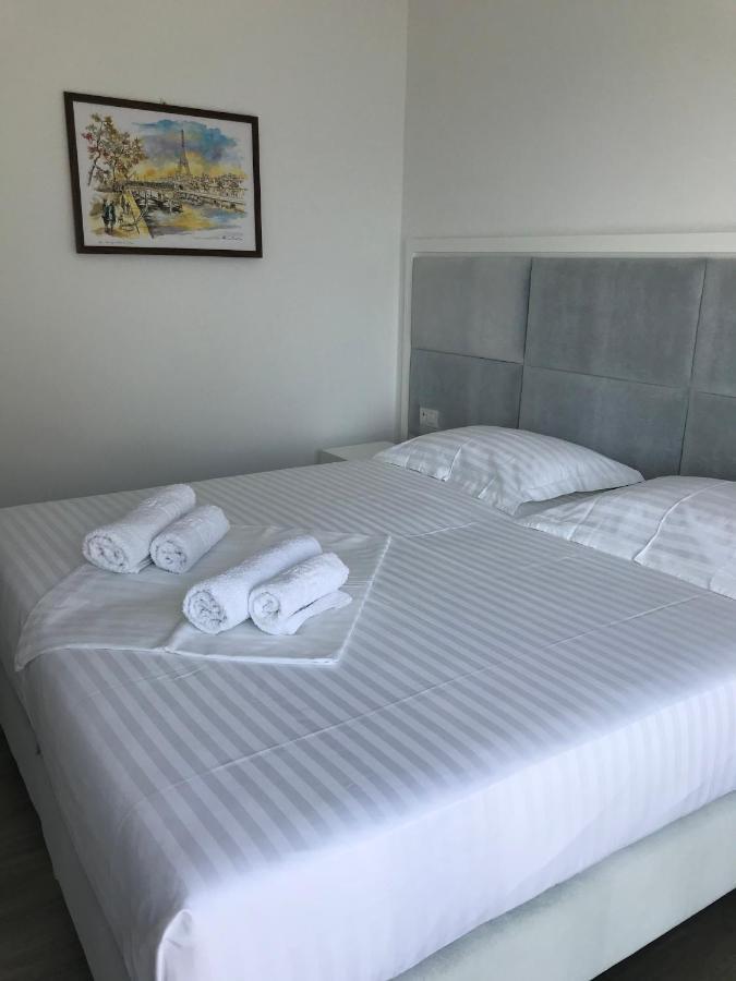 Edina By Hp Hotel Саранде Екстериор снимка